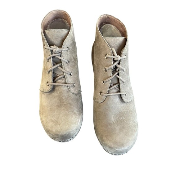 Dansko 'Meena' Lace-Up Bootie Ankle Leather Size 41 US 11/11.5 Tan EUC Suede - Picture 3 of 13